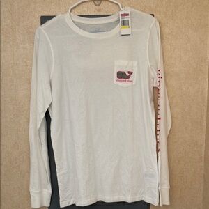 BNWT Vineyard Vines long sleeve T-shirt
